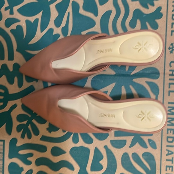 NWOB Nine West Women's Backless Slip on Slides Loafer Shoes Pointed Toe Mules - Picture 7 of 8